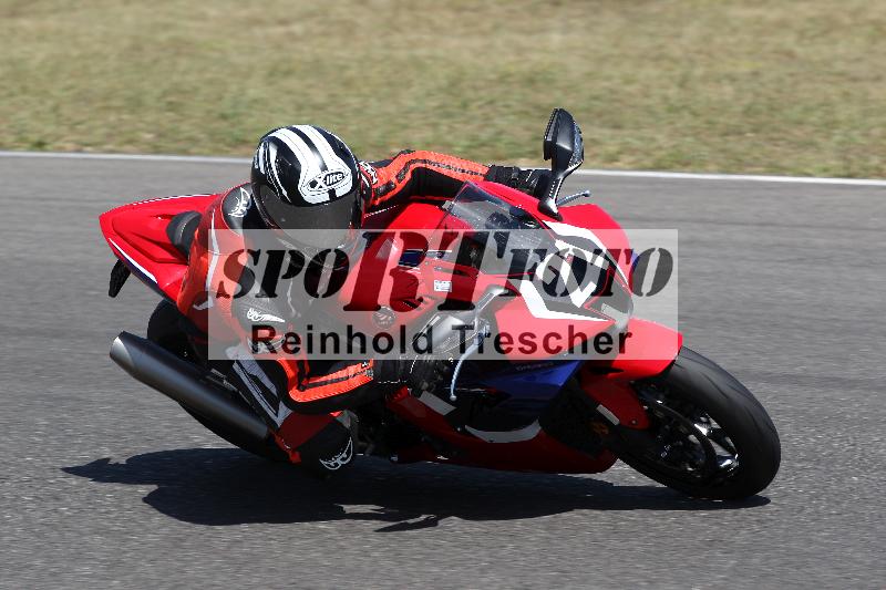 Archiv-2022/40 18.07.2022 Plüss Moto Sport ADR/Einsteiger/21